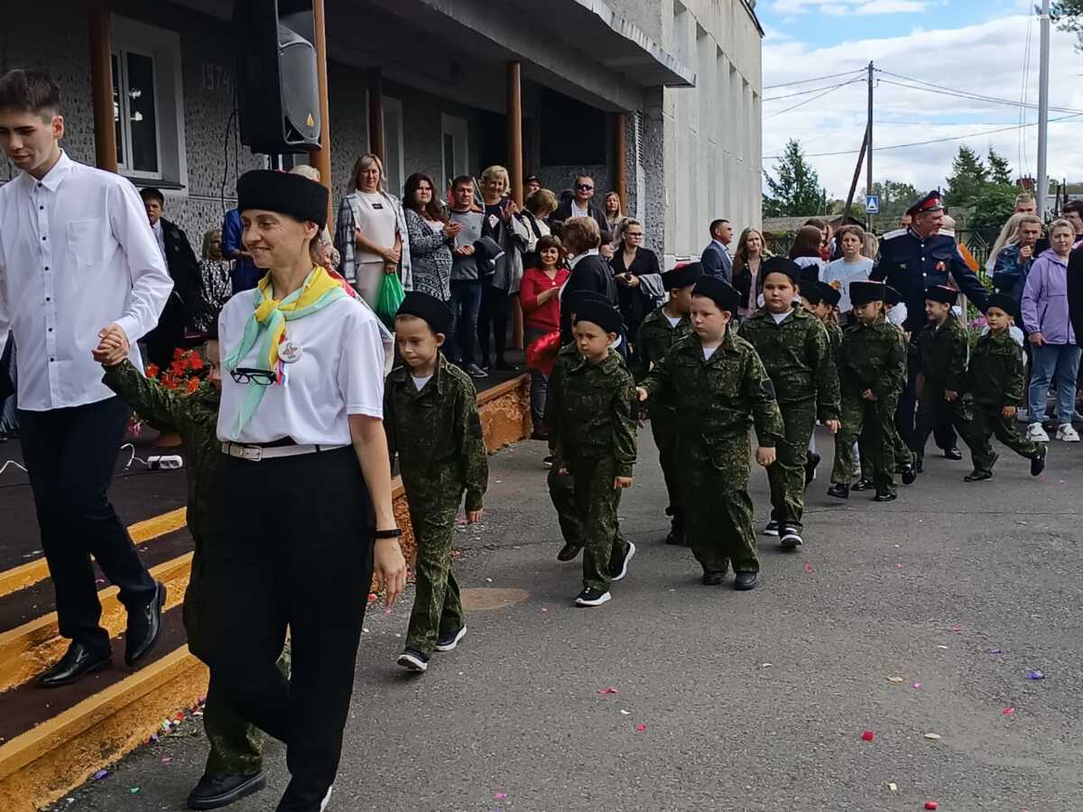 Первый кадетский казачий класс для учеников начальной школы открыт на Камчатке