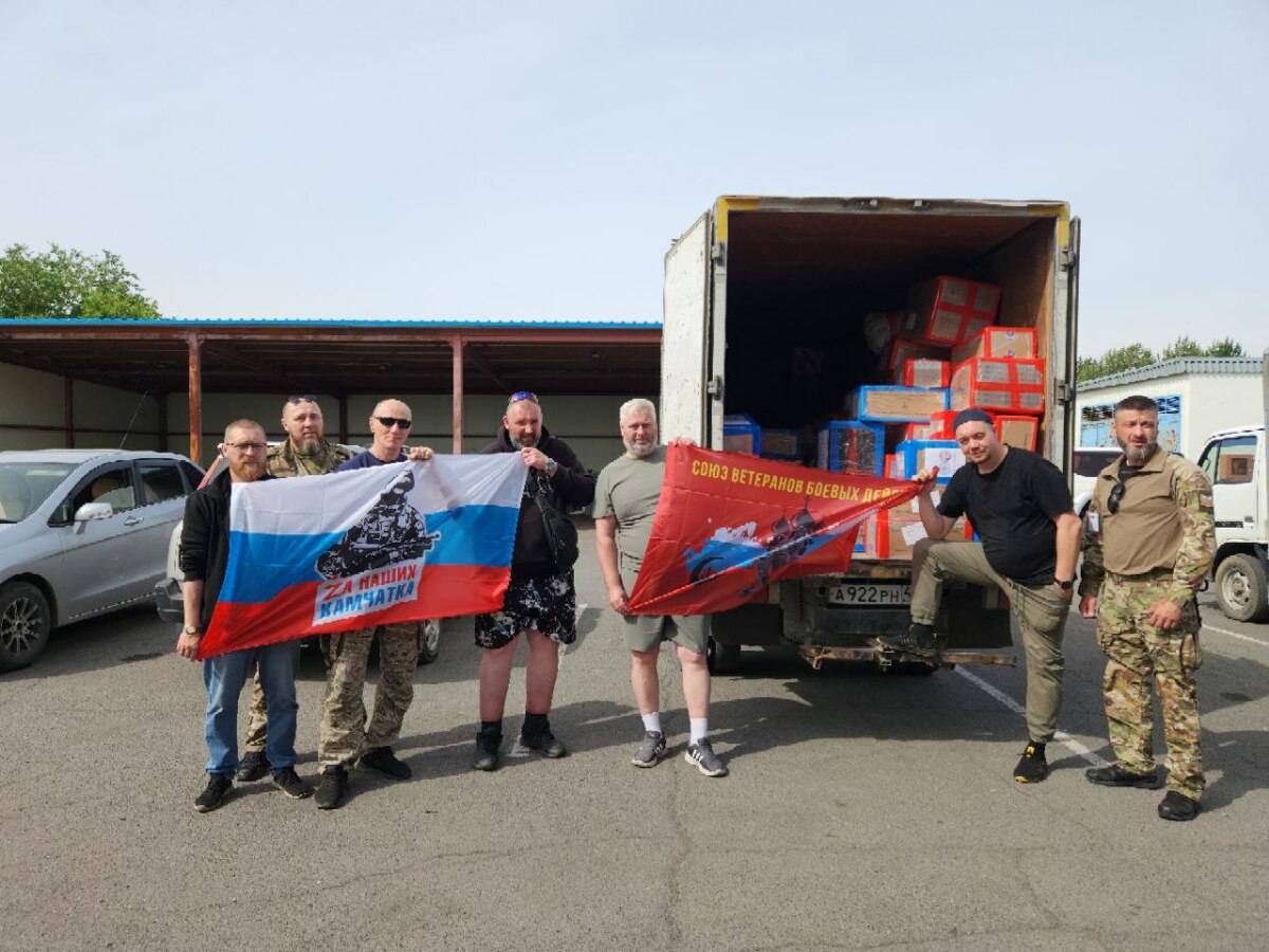 Камчатские бойцы получили очередную партию гуманитарного груза от волонтёров